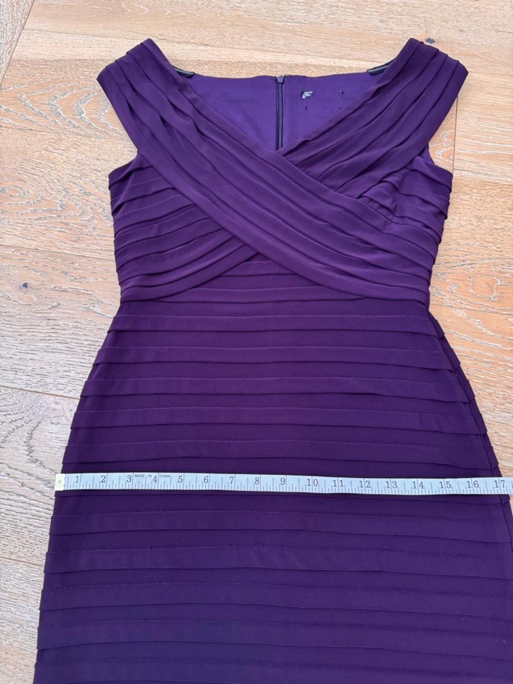 Dark Purple Bandage or Shutter Pleat Dress V Neck Midi Sz 2 -4 - Picture 13 of 13